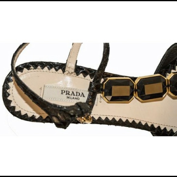 NEW Prada Black Jewel Heels Snakeskin Size 37 US 6.5 or 7 - Picture 5 of 8